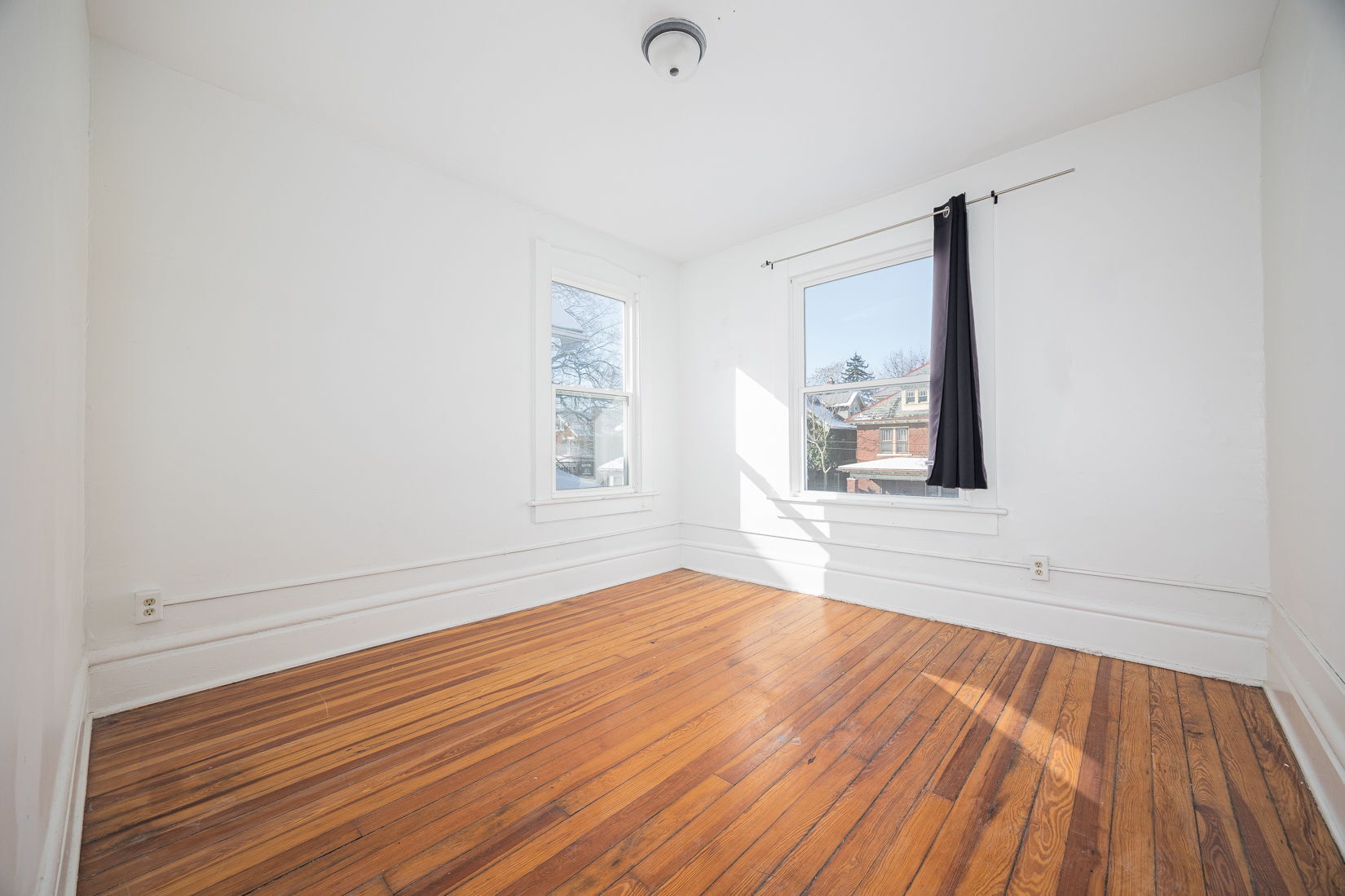 Building Photo - 732 Bedford Ave
