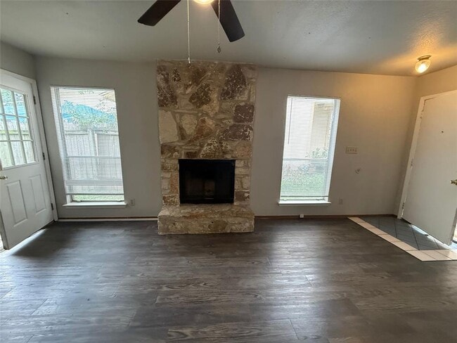 Building Photo - 7601 St Amant Pl