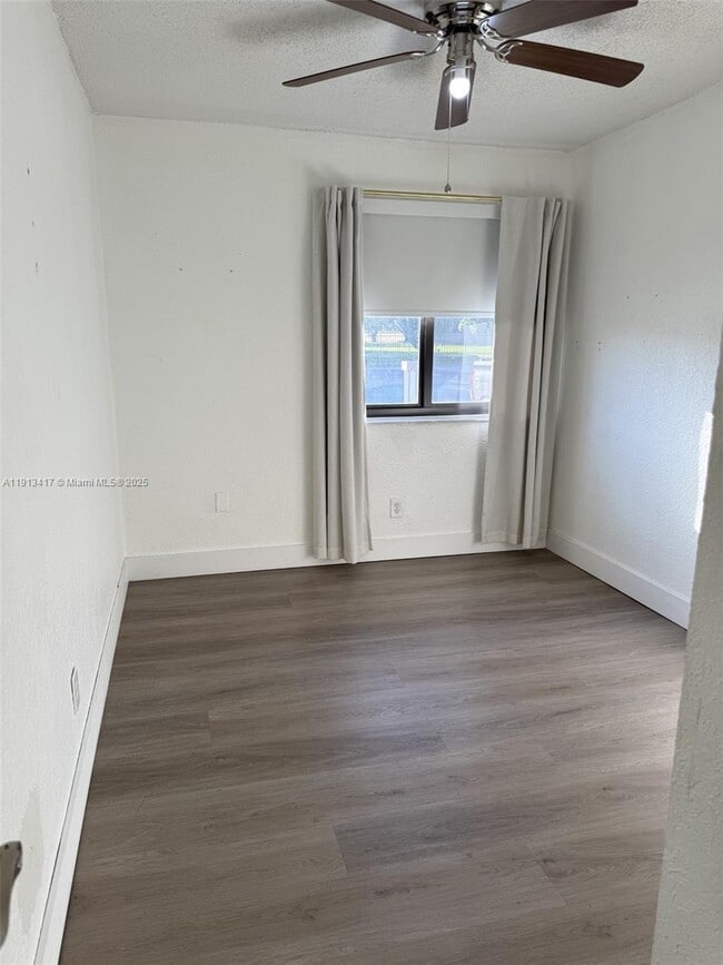 Building Photo - 3098 NW 20th Ct