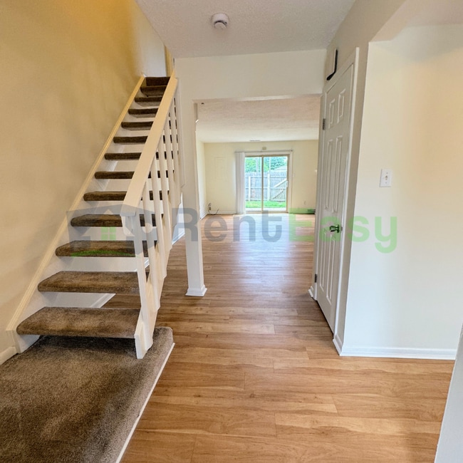 Building Photo - 3606 Chimney Creek Dr