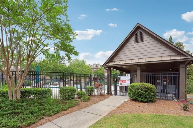 Building Photo - 13284 Warrensville Cove