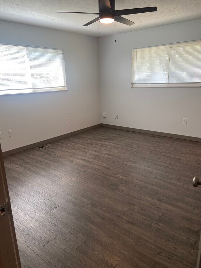 Owners' Suite - 174 Brisbane Ave