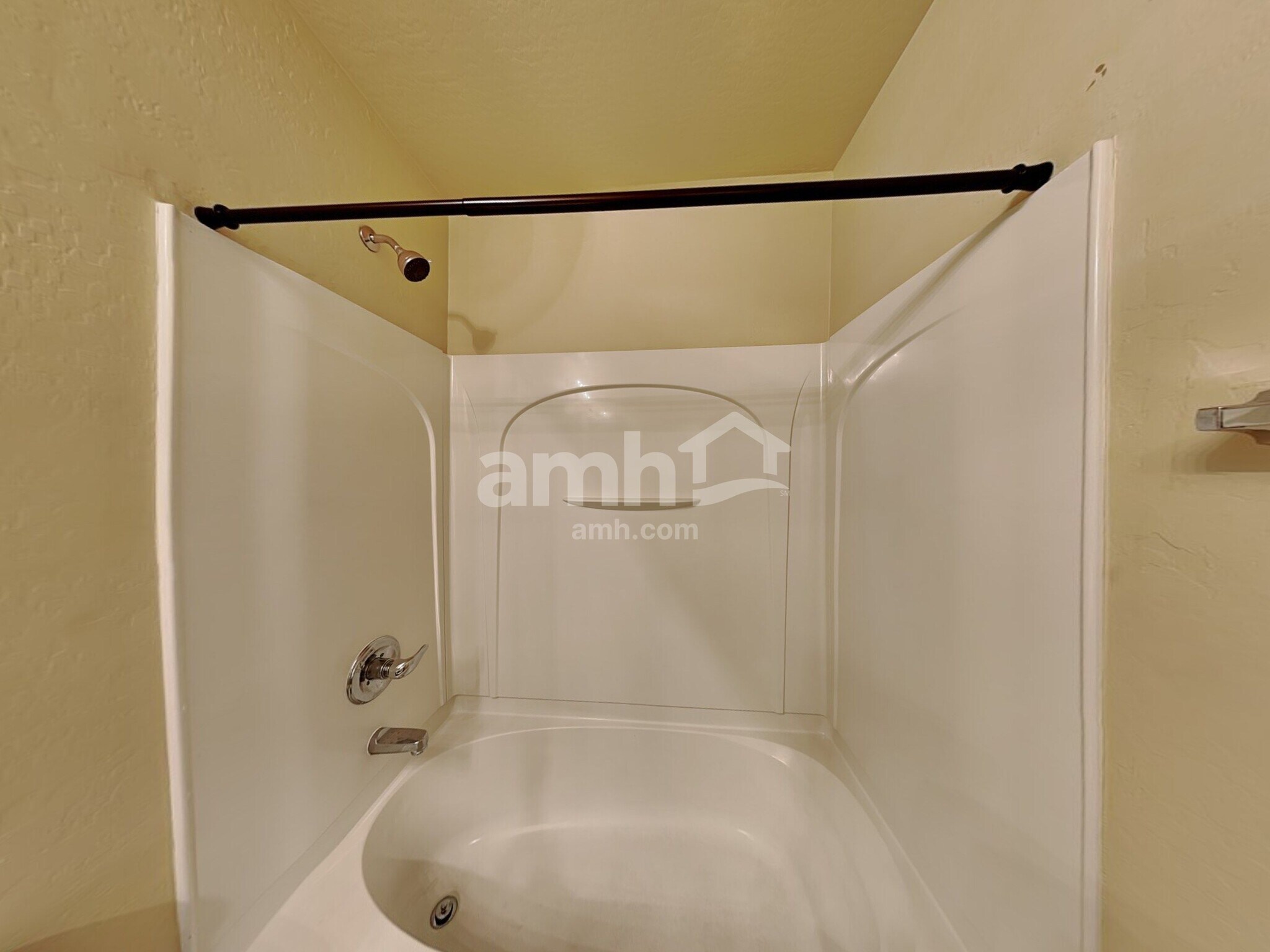 Building Photo - 15031 N 142nd Ln