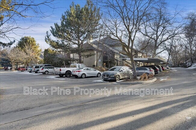 Building Photo - 3675 S Gekeler Ln