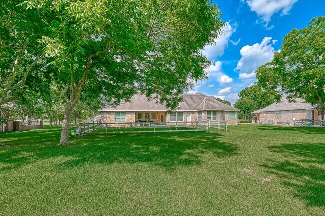Building Photo - 32515 Westminster Dr