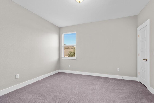 Building Photo - 1004 Banyon St