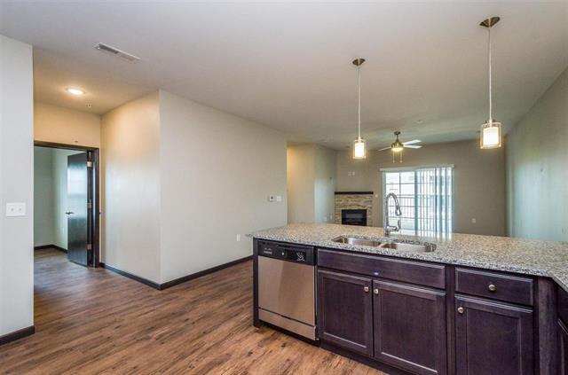 Building Photo - 2867 Spring Rose Cir