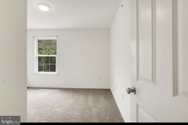 Building Photo - 369 Weatherstone Dr
