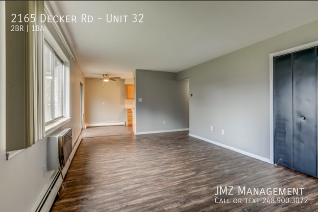 Building Photo - Beautifully Updated Apartment in Walled Lake!