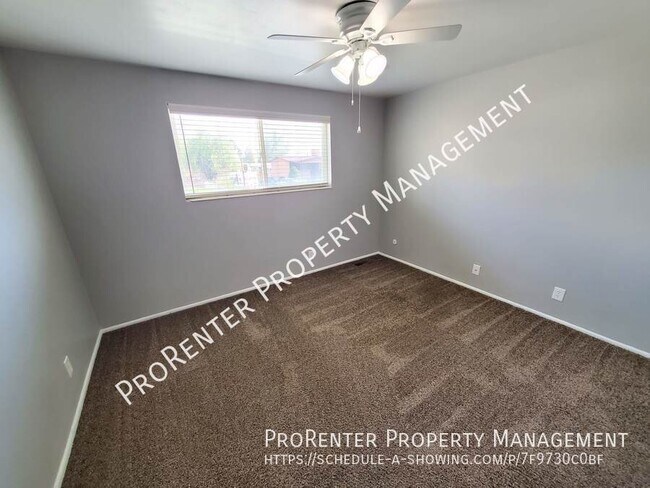 Building Photo - 865 E 350 N