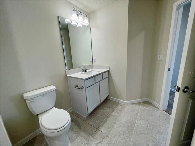 Building Photo - 1986 Canny Cv