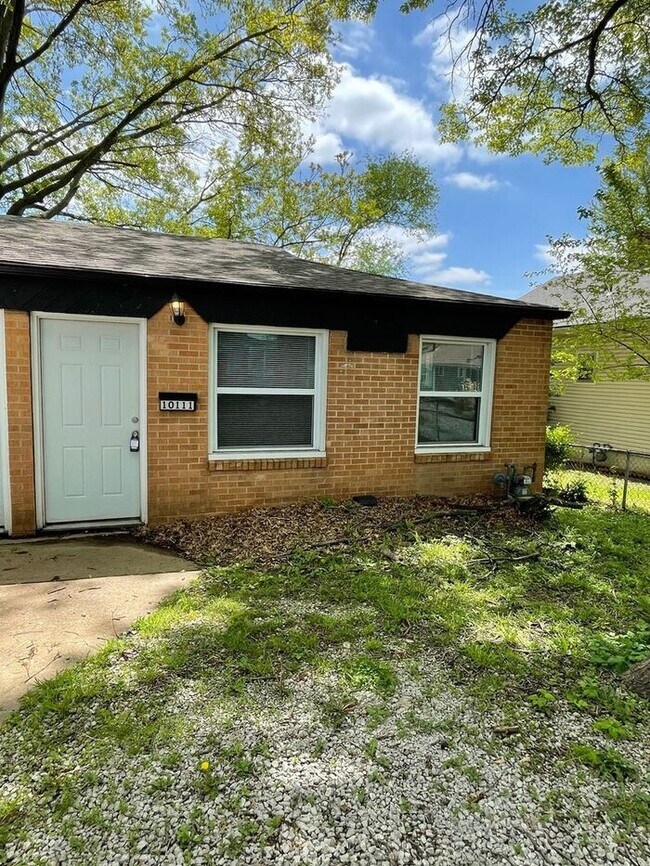 Primary Photo - Adorable Updated 1 Bed with 1 Bathroom Rem...