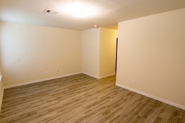 Building Photo - 12411 Gemma Ln