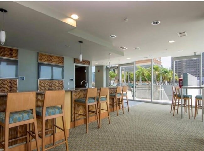 Building Photo - 777 N Ashley Dr