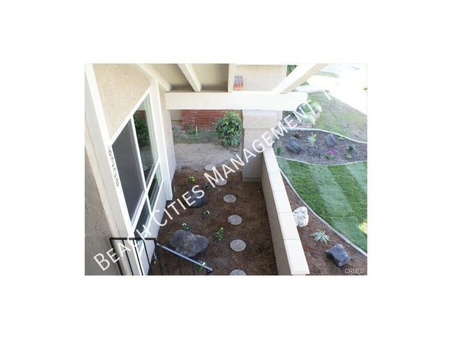 Building Photo - 6220 Ronald Dr