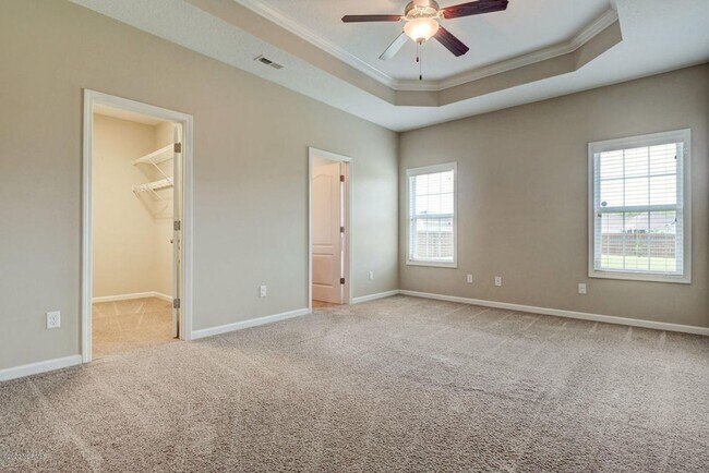 Building Photo - 116 Regatta Way
