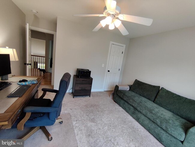 Building Photo - 7500 Tahoe Ct