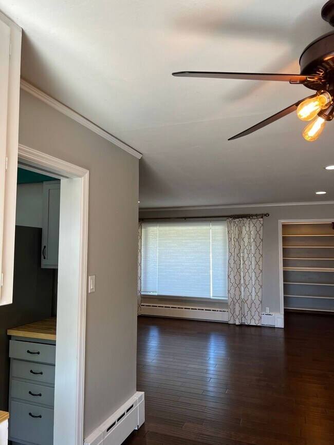 Building Photo - Move In Ready in Desirable Reno Neighborhood