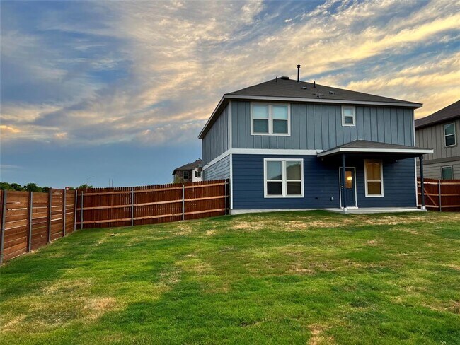 Building Photo - 2053 Cliffbrake Wy