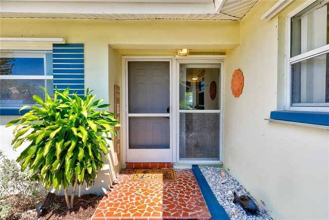 Building Photo - 14283 Sharon Dr