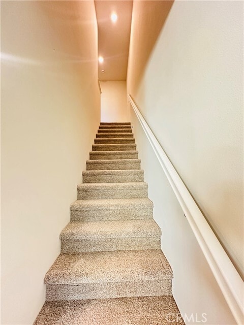 Building Photo - 1460 Stratus Dr