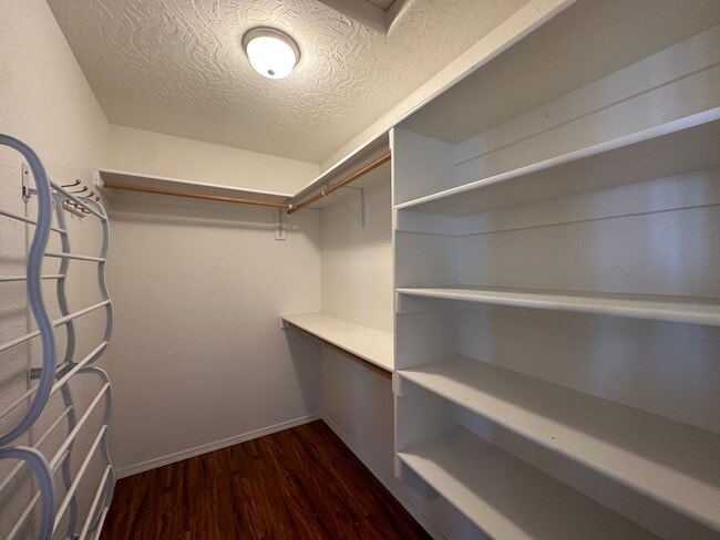Building Photo - 4115 Azalea St
