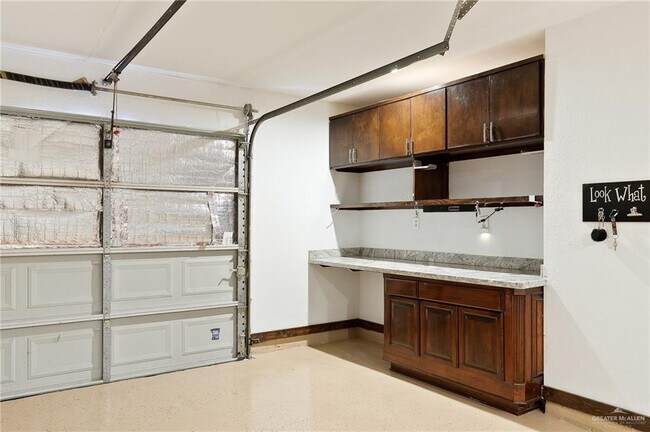 Building Photo - 15 S 27th St