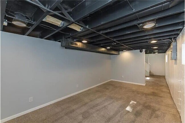 Building Photo - 4310 Exeter Ave