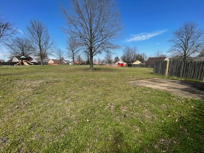 Building Photo - Kaitlyn Ridge