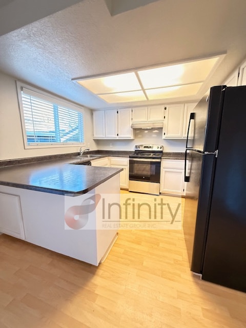 Building Photo - 8338 SW Mohawk St