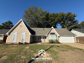 Building Photo - 4627 Chelwood Dr