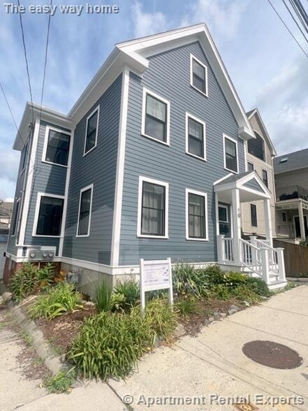 Building Photo - 10 Linden Ave