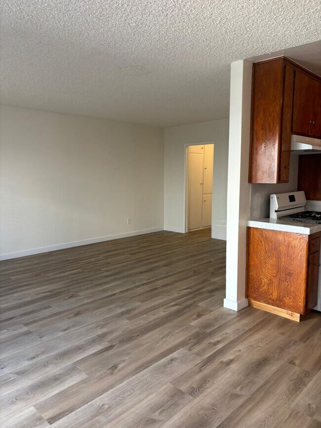 Interior Photo - Apartment Building in Park Mesa Heights wi...