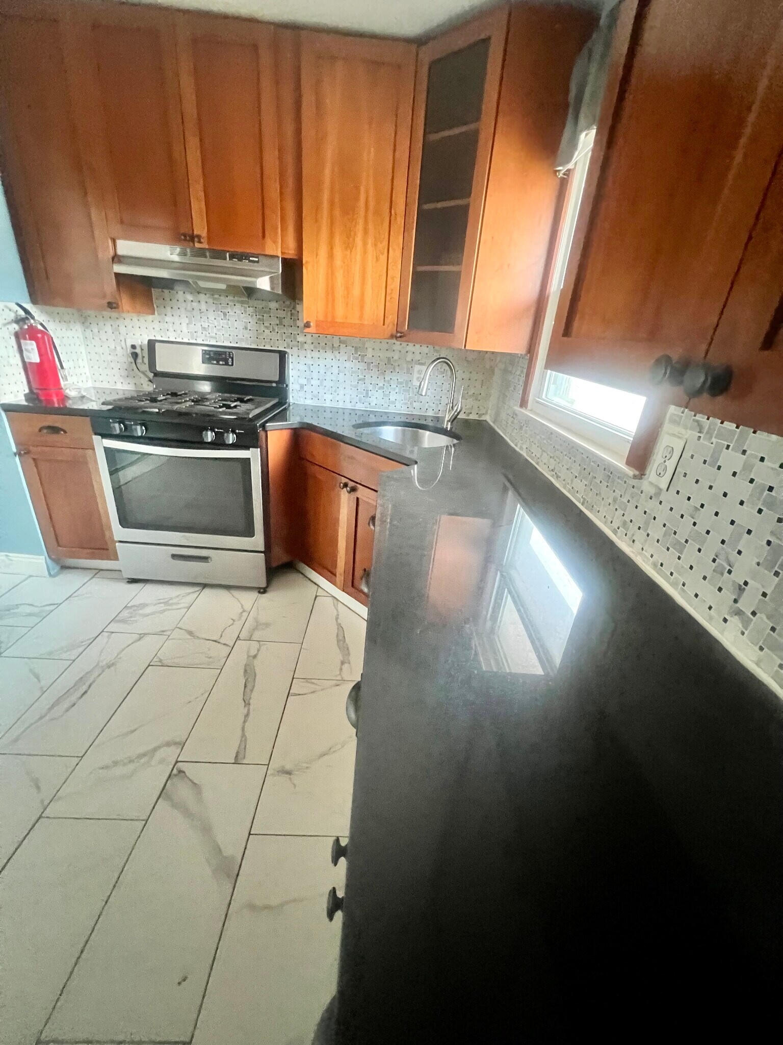 Building Photo - 8431 Columbia Ave