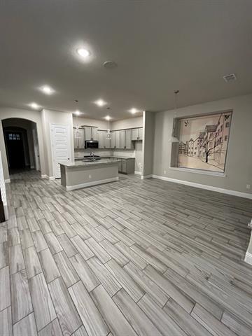 Building Photo - 2820 Long Slope Rd