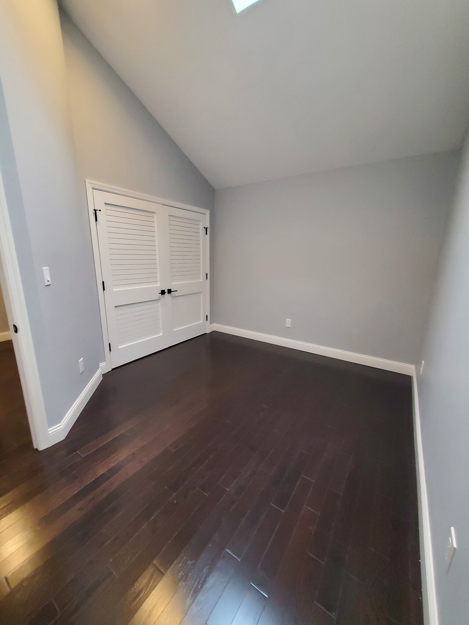 2nd Floor - 24 Colin Dr