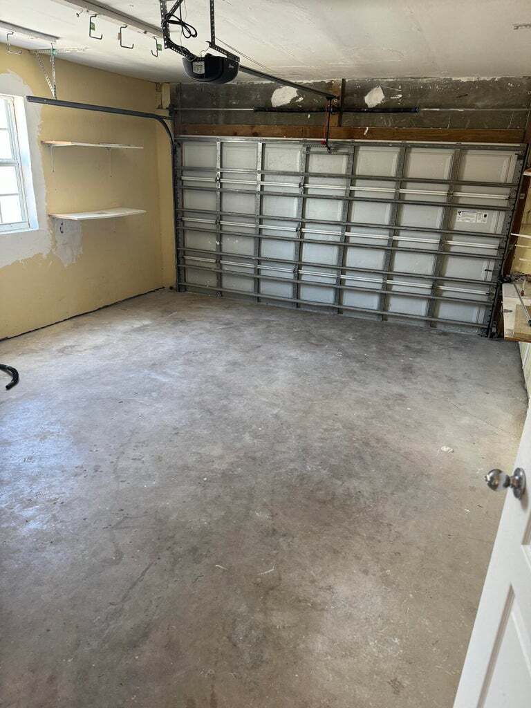 Building Photo - 330 Cypress Dr