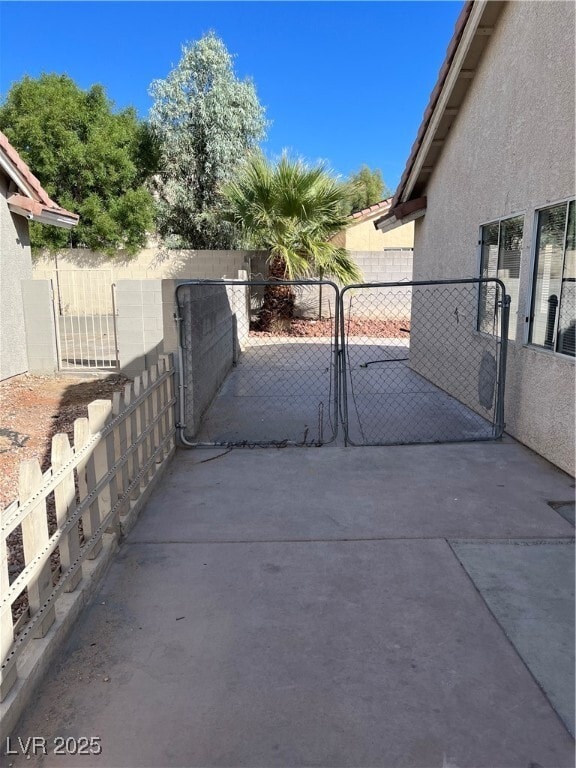 Building Photo - 1228 Star Meadow Dr