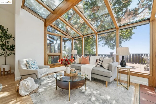 Building Photo - Berkeley Hills Beauty with Bay Views & Ele...