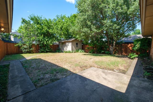 Building Photo - 2733 Leameadow Dr