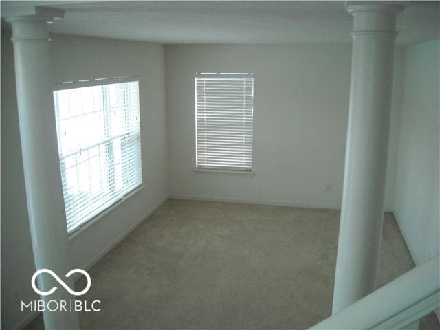 Building Photo - 998 3rd Ave NW