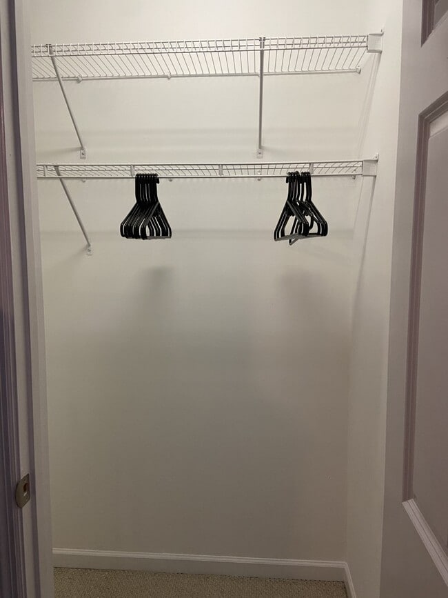 Bedroom Closet 2 - 21 Villa Ct SE