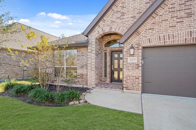 Building Photo - 3418 Zuse St