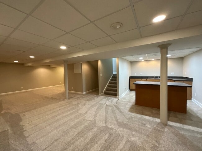 Building Photo - 2835 Cattail Ct