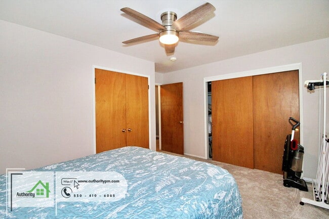 Building Photo - 4548 Pensacola St