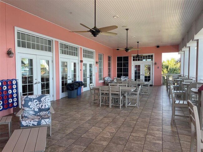Building Photo - 3873 Pompano Dr SE