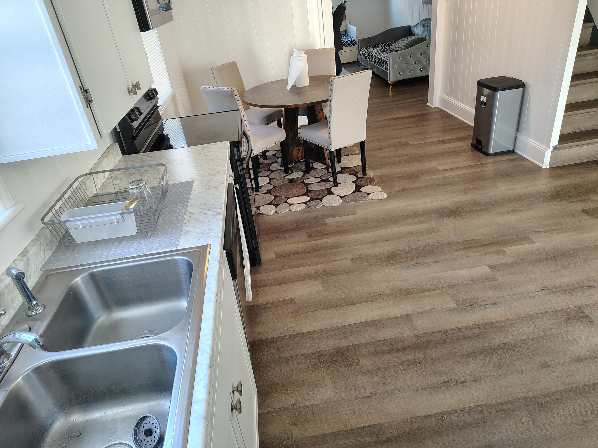 Building Photo - Room in House on Austin Dr