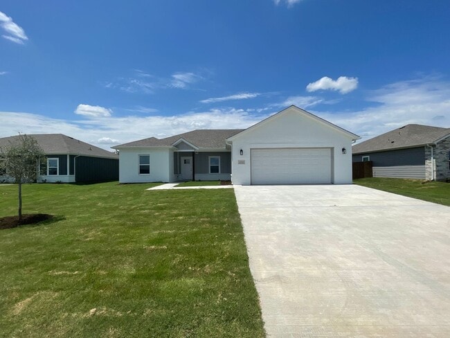 Building Photo - Brand 3 BR / 2 BA Home in Corsicana!