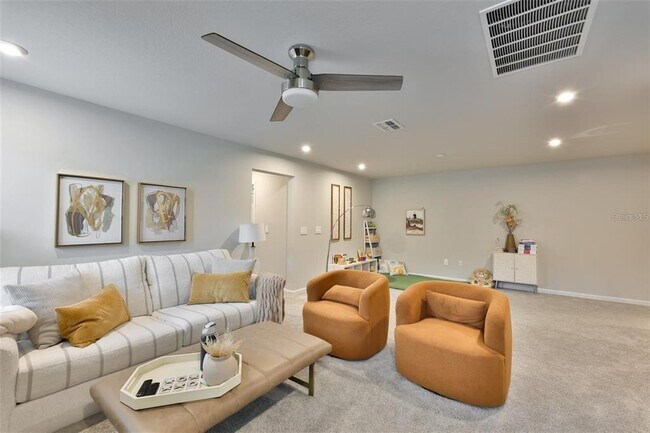 Building Photo - 1123 Crk Vly Ct
