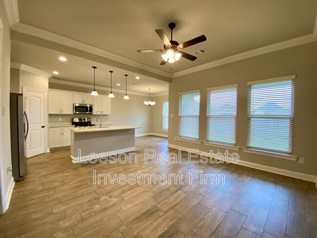 Building Photo - 253 Berkshire Pl